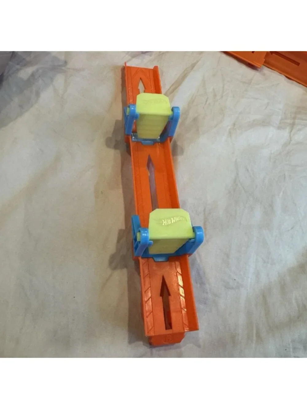 VTG Hot Wheels Track Pieces Lot Of 25 Pieces 90’s-Y2K Orange Blue Red